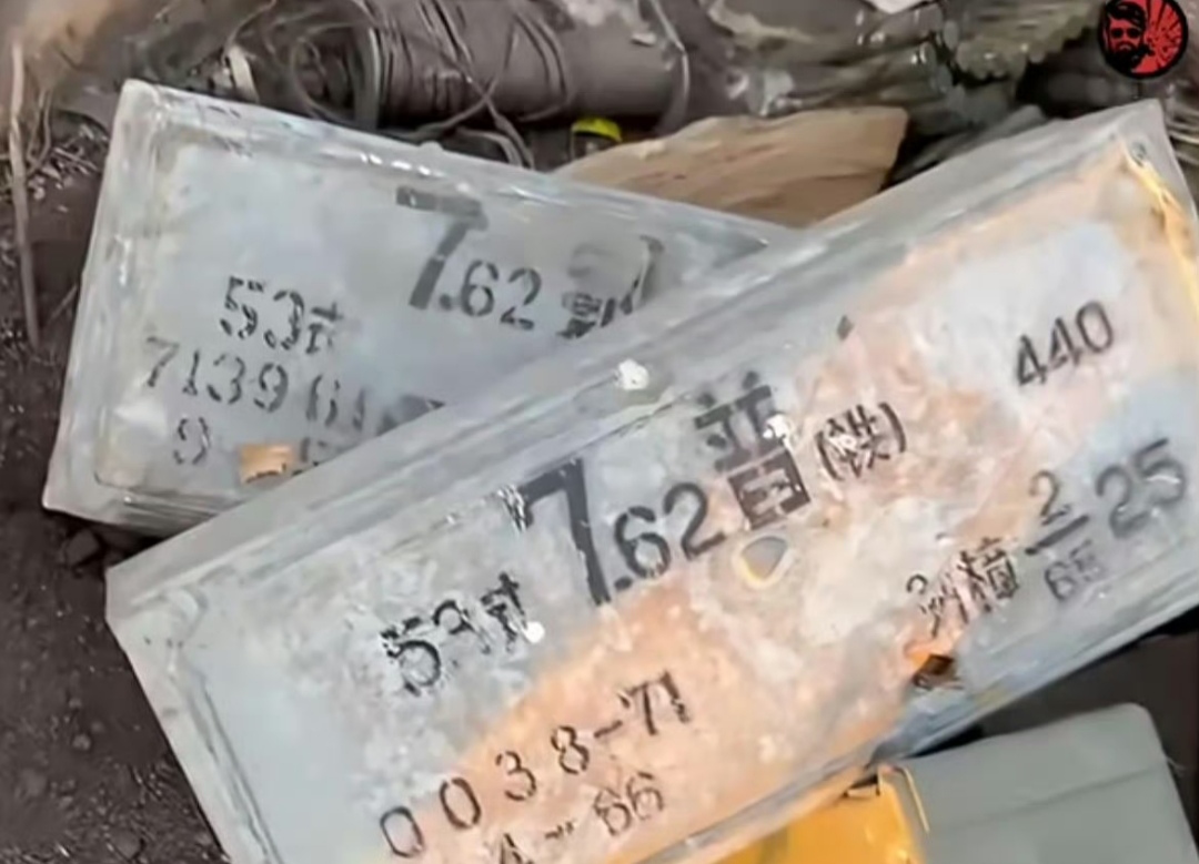 乌军真是饥不择，军需部门看到这种估计还在流口水吧，即使是66年的子弹。不知道在哪个仓库找到的？

有网友称，可能是当年援助阿尔巴尼亚的，当年好多先进武器，基层都没配，就先给他们，当时的确收到很好的效。