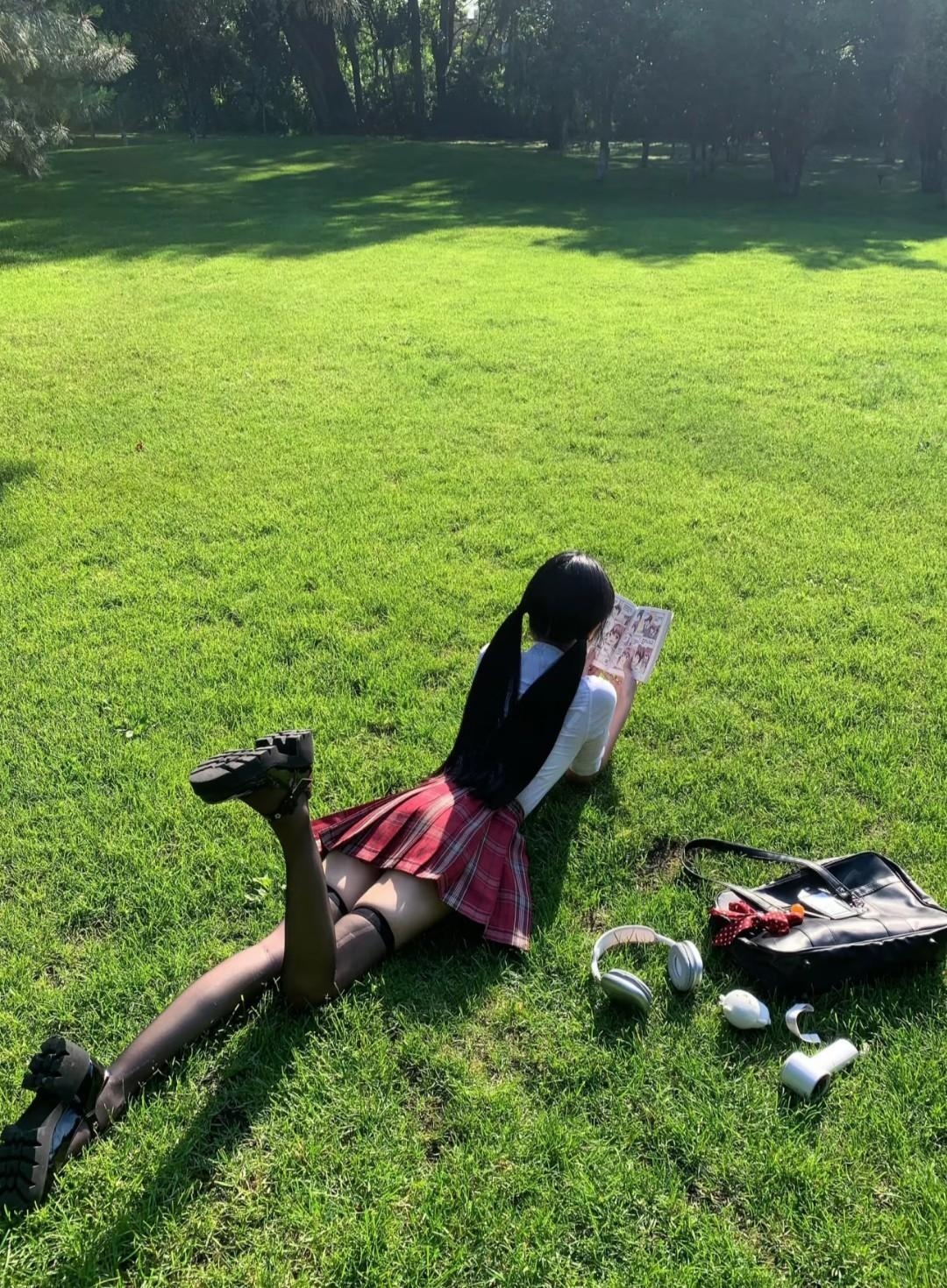出来玩呀，多出门少闷在家，多晒太阳多跟大自然接触，你会发现生活更美好!