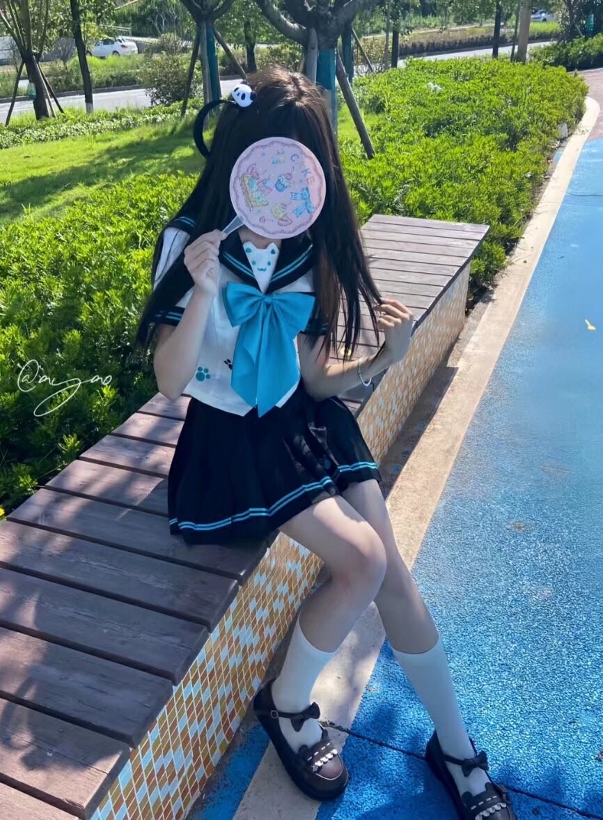 承诺再真，终究会败给时间，回忆再甜，也抵不过流年。一见如故容易，来日方长很难....