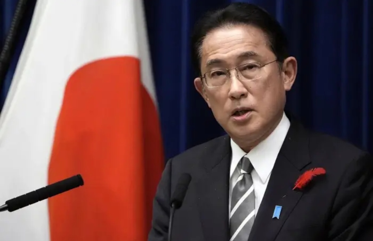 8月15日，日本首相岸田文雄以自民党总裁名义向靖国神社供奉“玉串料”，部分日本内