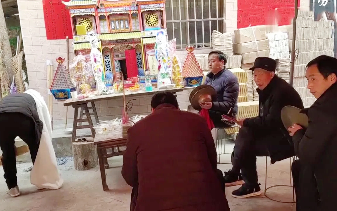 湛江一对父子因“做法事”被控涉嫌诈骗罪，此案庭审中“是否虚构事实”成辩论焦点，引
