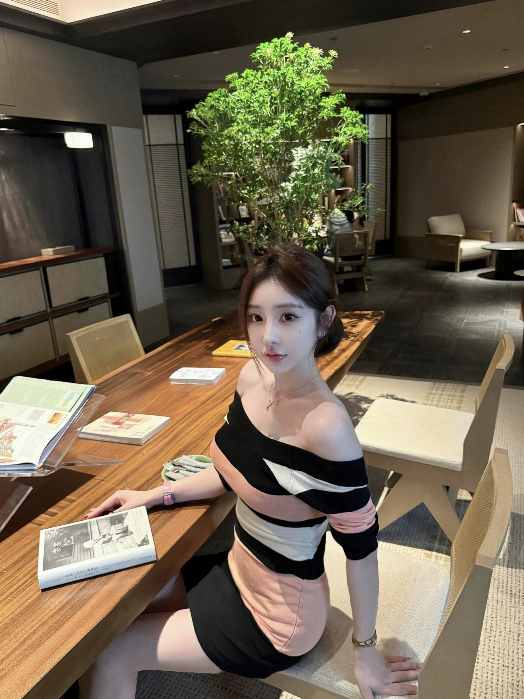 学习的美女最有气质