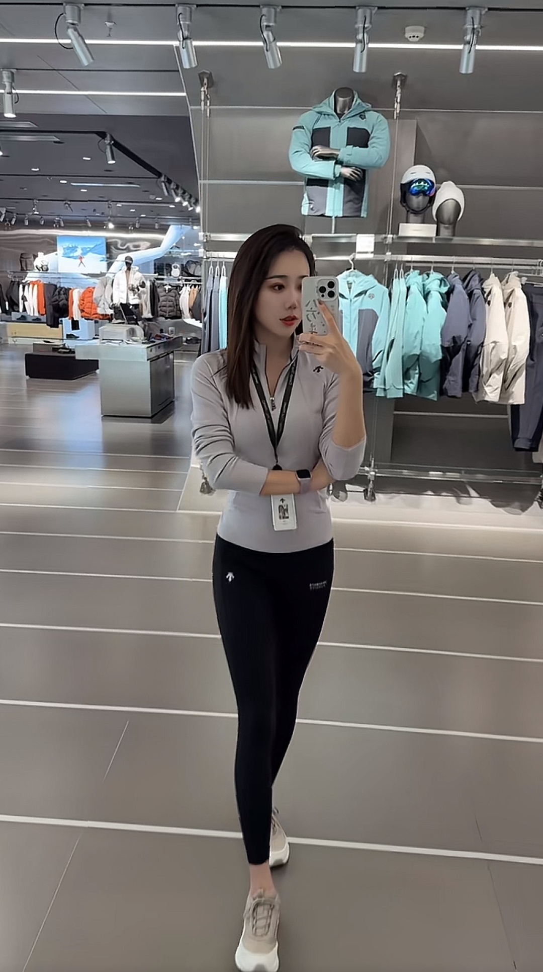 看上哪件衣服