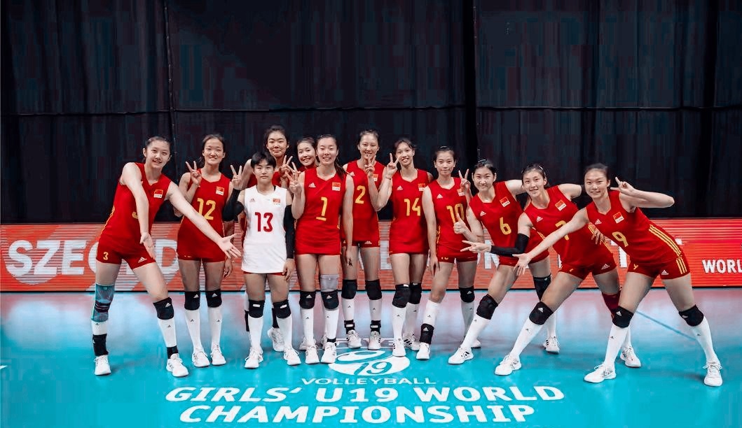 震惊！北京女排大换血，匡琦新任主帅能否扭转乾坤？


北京女排换帅的背后

在竞技体育的舞台上，换帅的决定往往像是深夜的一阵风，虽然悄无声息，却又充满了变动的力量。北京女排的教练初辉因战绩不理想而被更