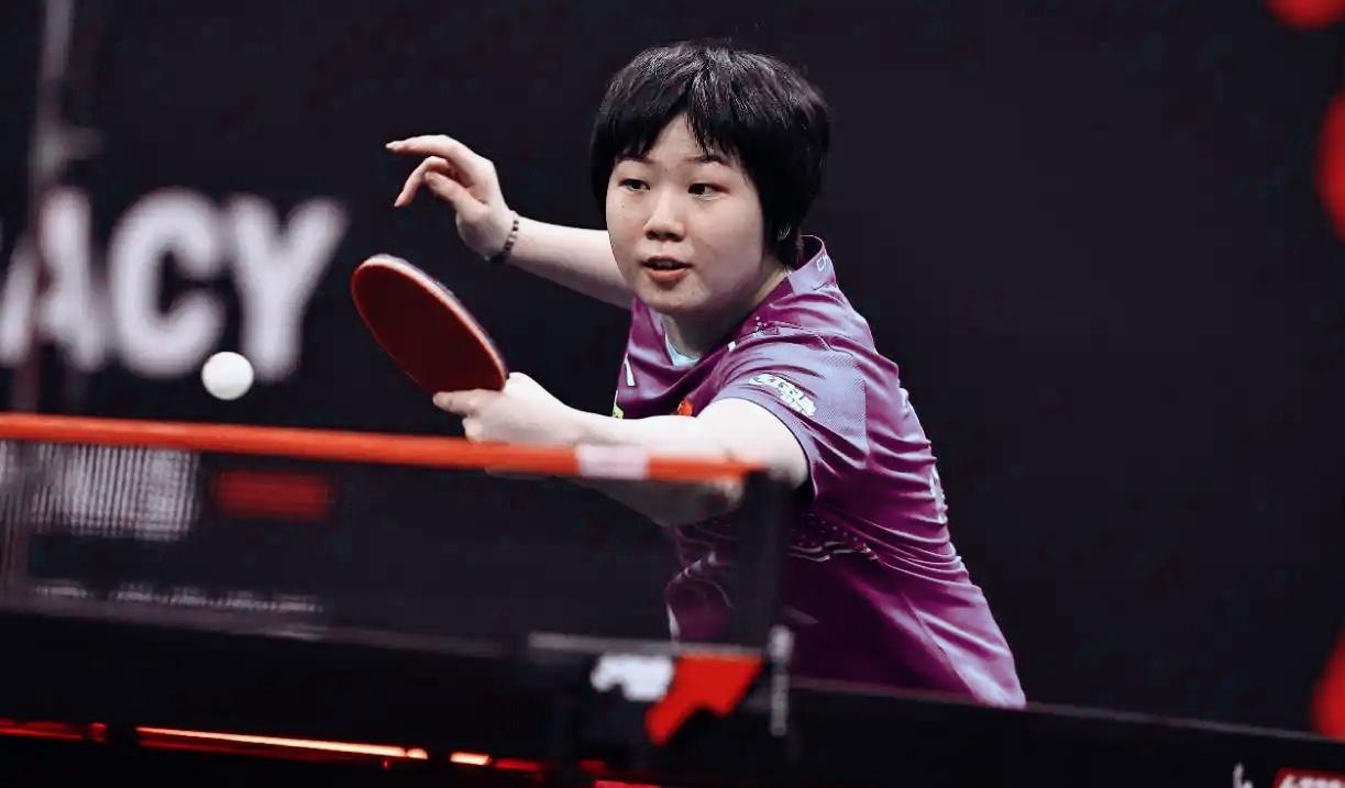 爆冷！三位种子选手不敌黑马，乒坛惊天逆袭！



在2025年WTT新加坡大满贯首日，国乒的表现可谓令人眼前一亮，6胜1负的战绩让大家对接下来的比赛充满了期待。新一代的国乒小将们，蒯曼、黄友政、陈垣宇