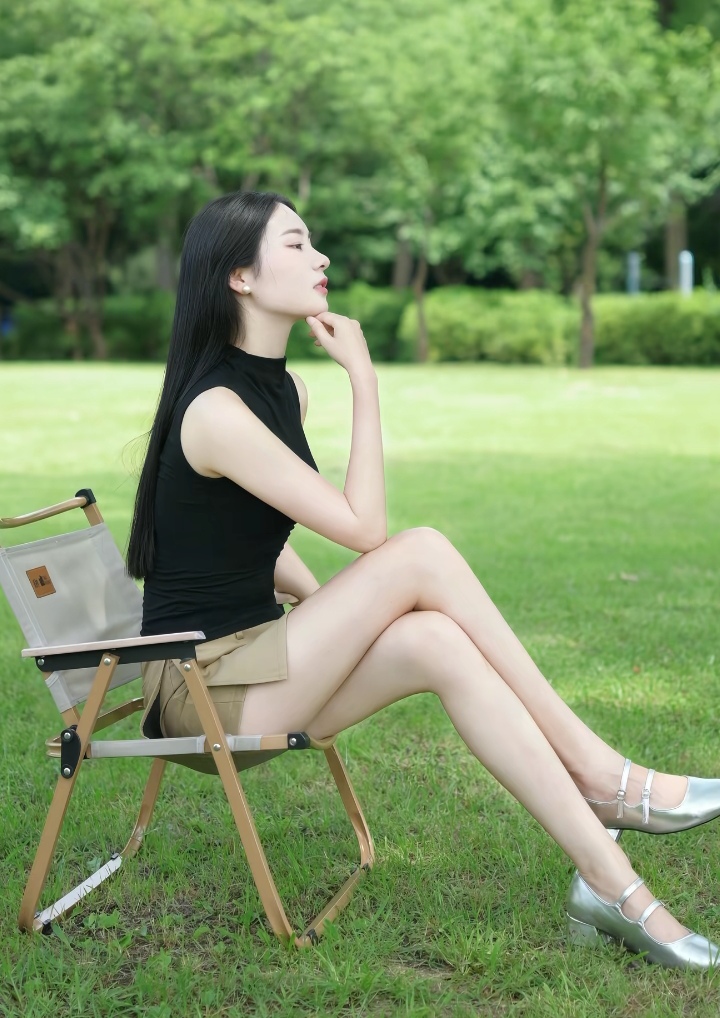 清秀白净