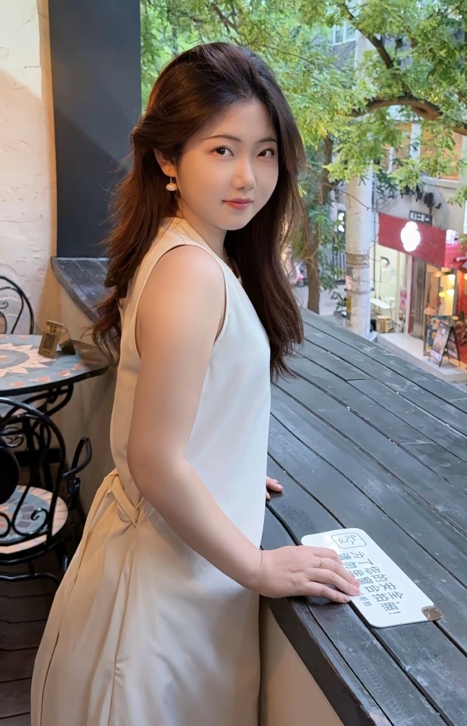 女人就应该这样有肉且不胖，才有感觉