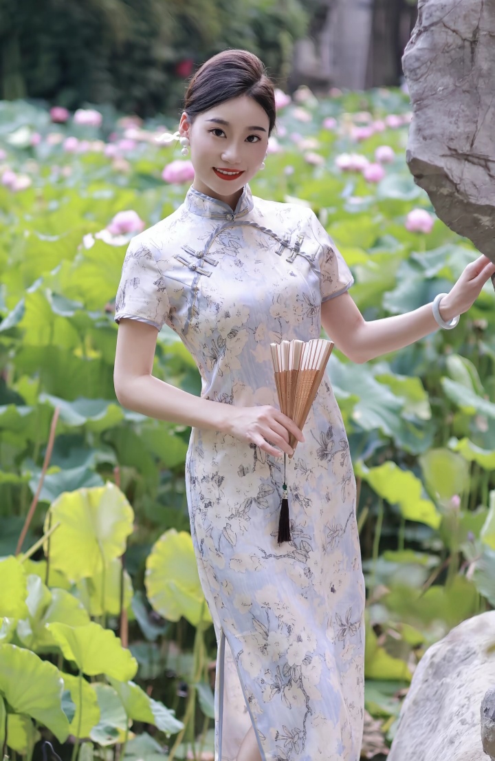 果然，旗袍才是中华女性最好的医美