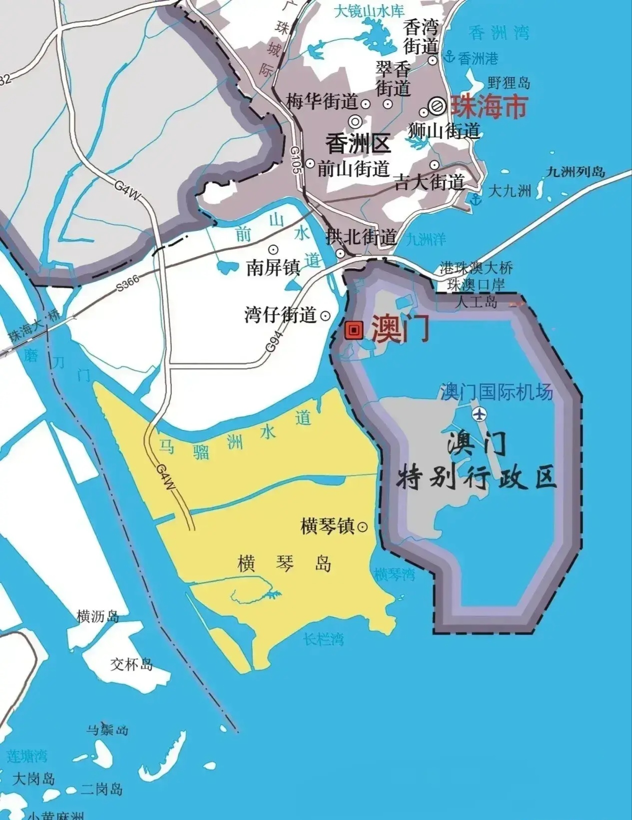 澳门是在太小了。

我们经常把港澳并列在一起，实际上澳门面积只有33平方公里，仅仅是香港的2.6%，还赶不上内地一个普通乡镇的面积，这还是多年填海之后的结果，骑个自行车一会儿就能环澳门游。

在191