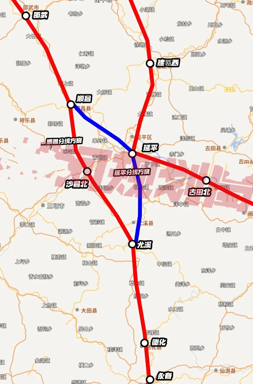 昌福厦高铁有望引入三明城区！

昌福厦高铁设计时速350km/h，原设计方案是在延平分流，一部分利用既有合福高铁直达福州，另一部分则新建一条直达厦门，而三明城区则被甩开。

作为地级城市，三明目前已经