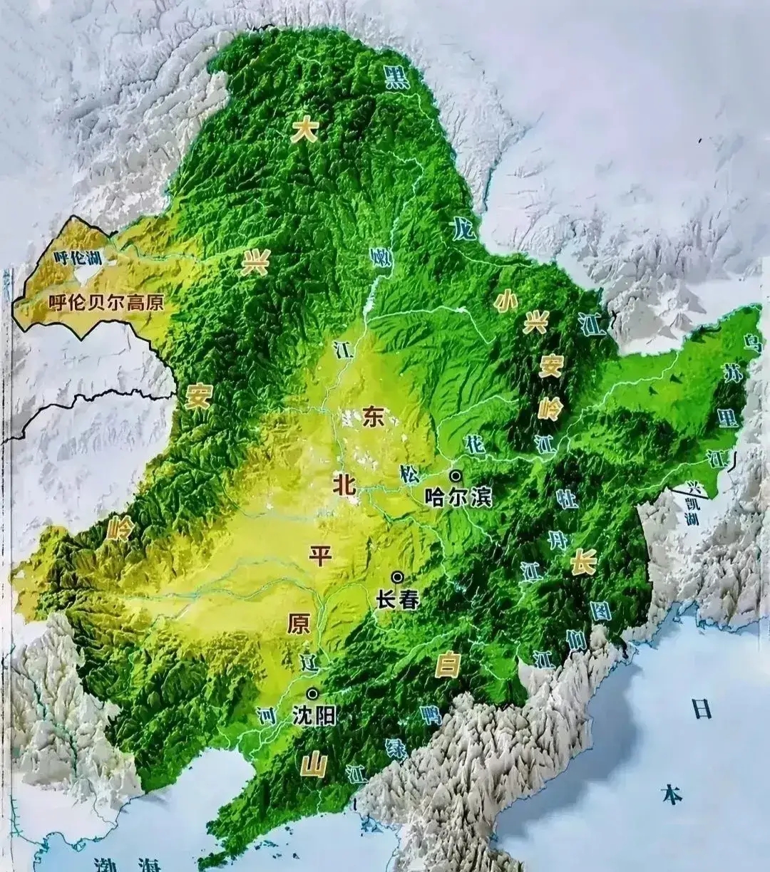 我们印象中的东北，实际上的东北。

原以为东北是一个完整的鸡头，实际上它只是一个鸡冠。鸡头的一半都在内蒙。