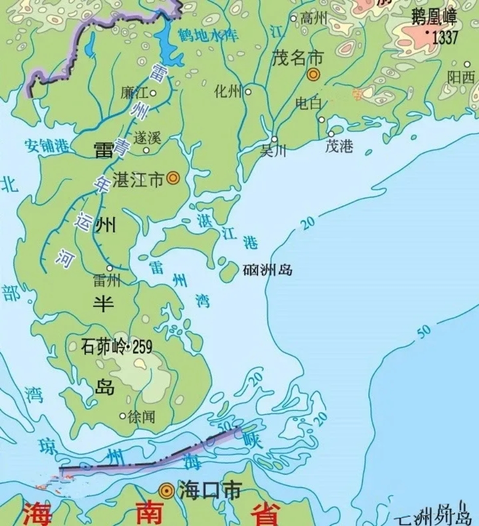 中国第三大半岛，大陆最南端“雷州半岛”。

雷州半岛是中国大陆的最南端，面积1.32万平方公里，是琼州海峡之咽喉。