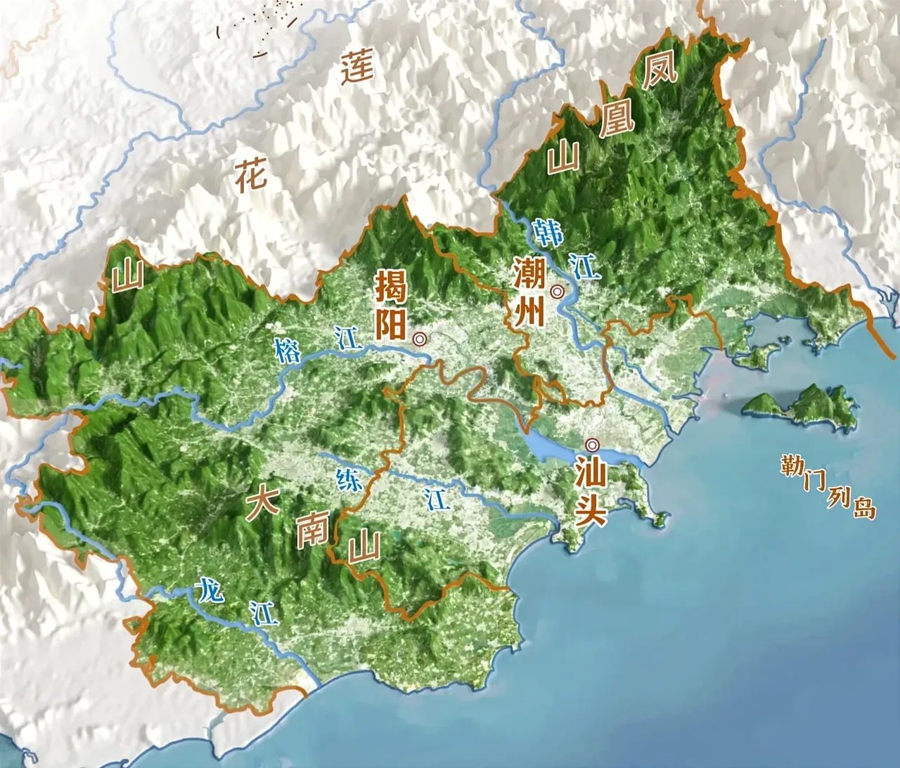 潮州、汕头、揭阳三市和长株潭一样，空间距离很近，文化相同，本质上就是一家。

这三个市人口很多，户籍人口超过1300万，潮汕系名声很大，全国各地有很多潮汕商人，但今天的潮汕发展却不咋地，真让人遗憾。
