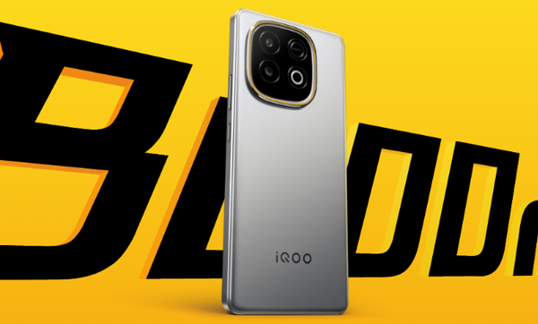 [资讯]iQOO Z10 Turbo Plus海外正式发布！新机在性能方面搭载了联发科天玑9400+旗舰处理器，并配备iQOO自研的Q2游戏芯片。内置一块8000mAh硅碳负极电池，支持90W有线快充