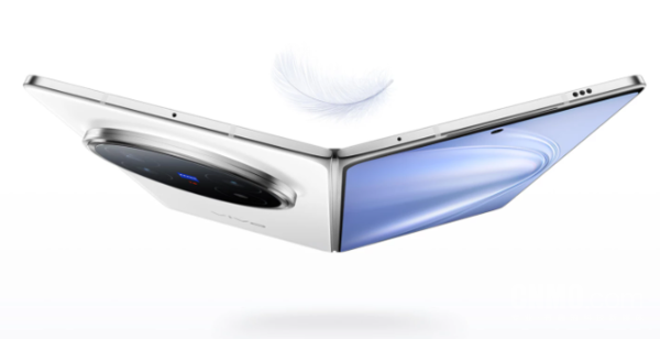 [资讯]vivo X Fold 5新品发布会定档6月25日 主打轻薄旗舰！vivo X Fold 5内外屏或将实现8T LTPO并支持全亮度高频PWM护眼，而且将搭载第三代骁龙8移动平台，内置6000