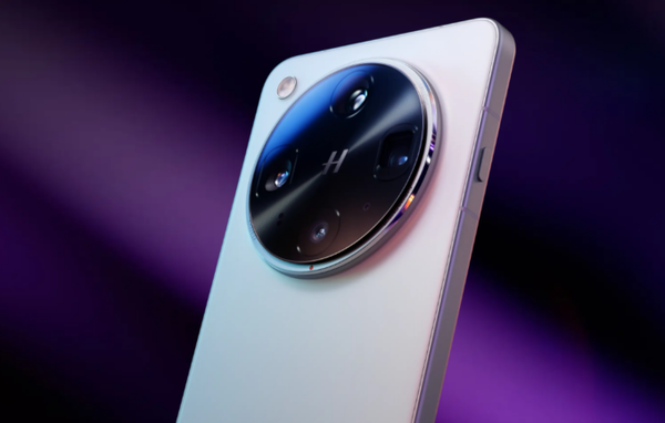 [资讯]OPPO Find X9 Ultra核心参数被确认，你要的都有了！新机将配备一块6.82英寸的2K+分辨率OLED屏幕，支持120Hz刷新率，有望搭载高通下一代旗舰芯片——骁龙8 Elite 