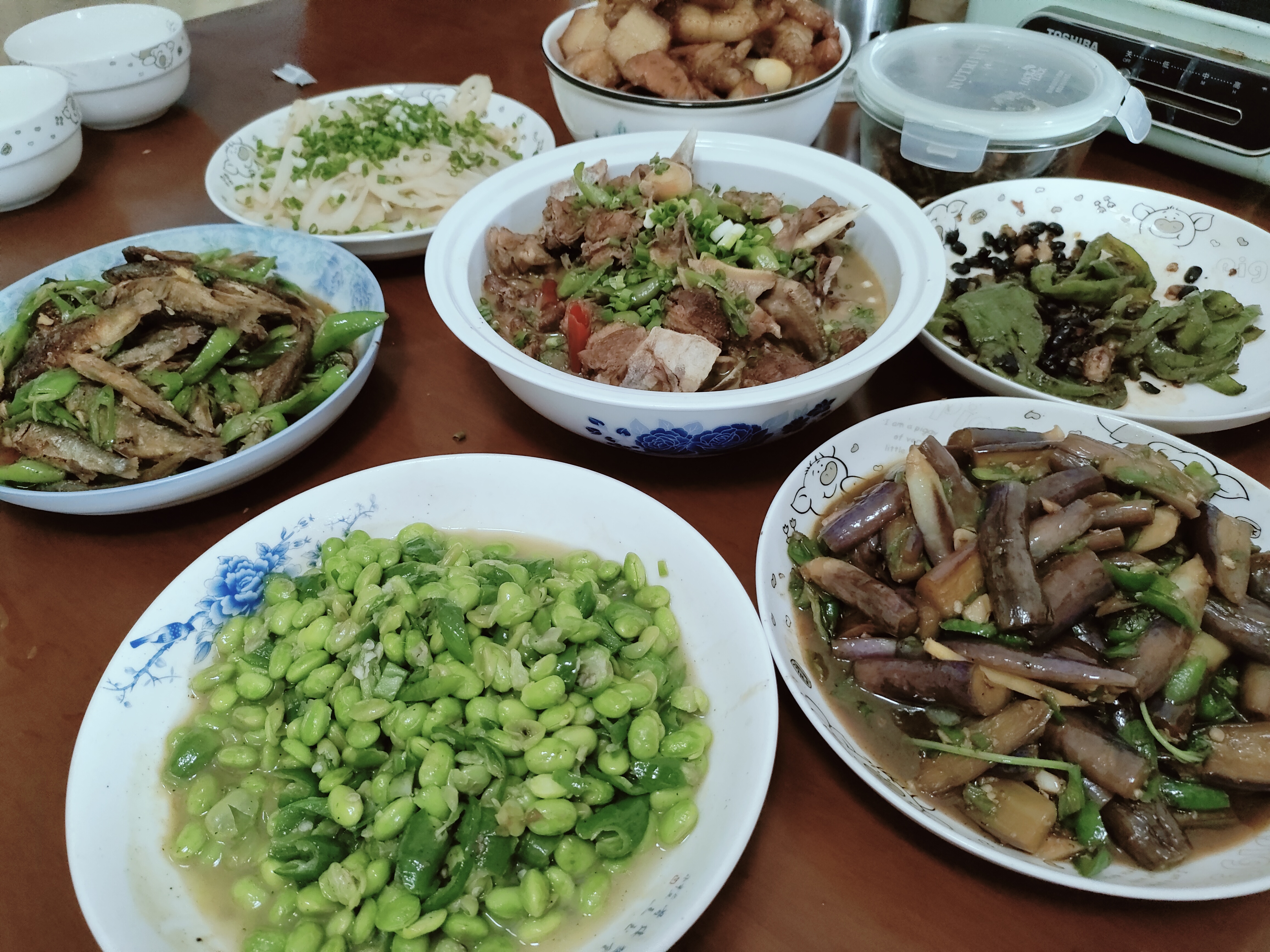 #美食之乡铅山# 端午节，自己在家做了一桌菜犒劳家人，美美的！#江西小炒# #武夷山也姓赣# 