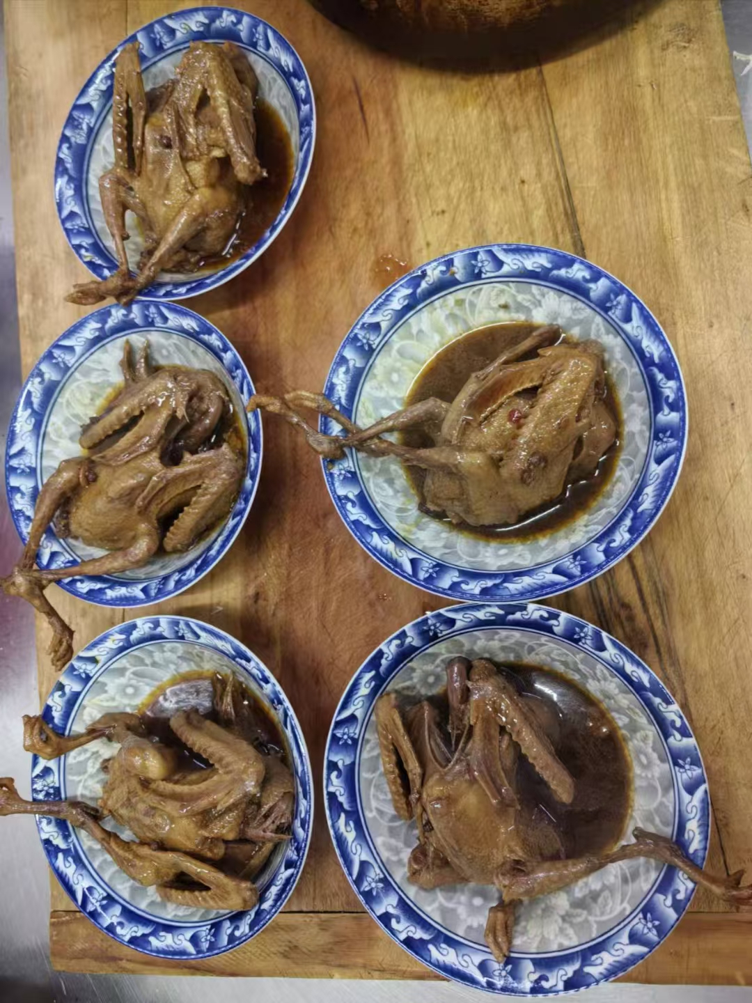 美食多多，美味多多，欢迎品尝，共同一聚！