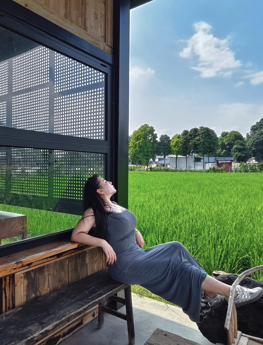 在田园风光中，享受宁静的午后时光🌿🍃