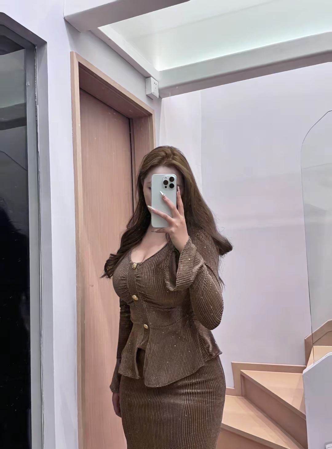  晨光如约而至，开启熟悉的日常，新的一天里会遇见新的风景。早安!