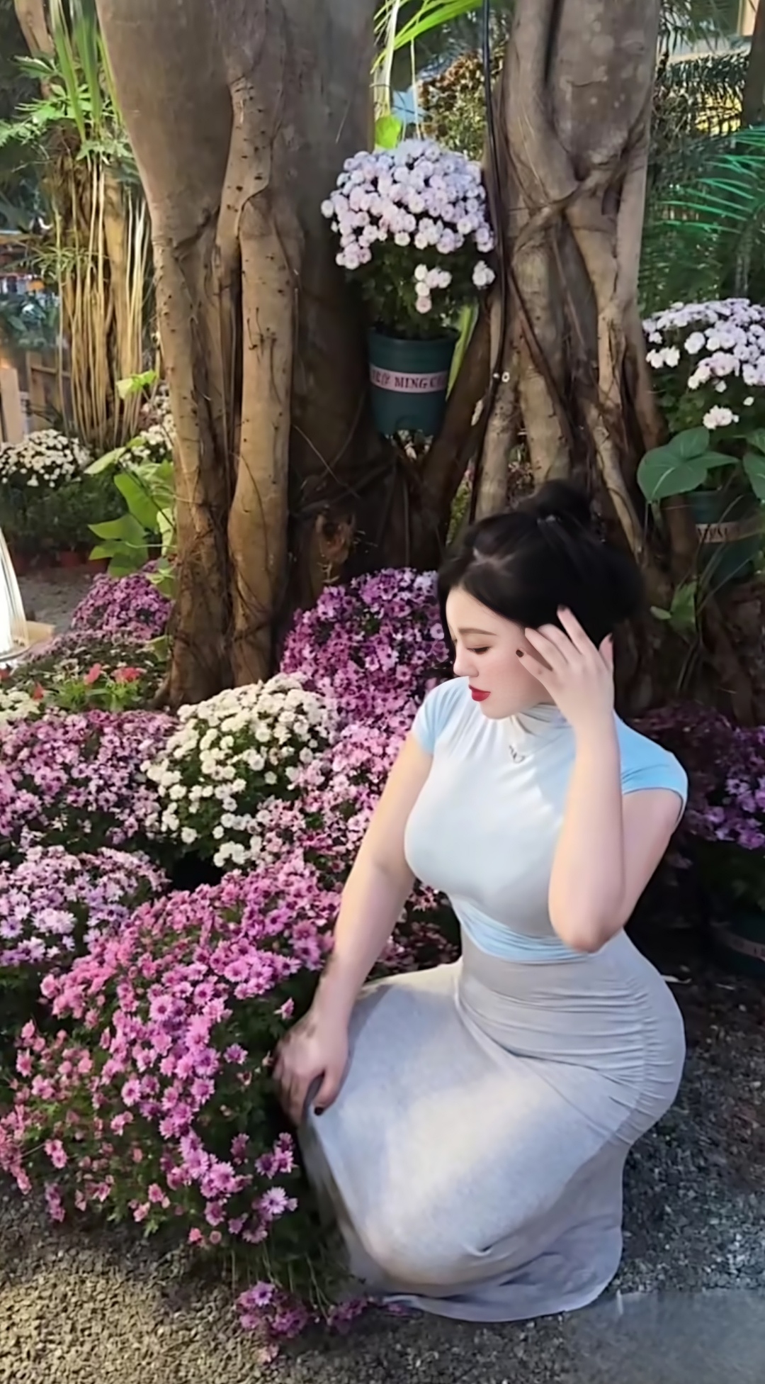  “唯有经济独立，你才看不到那么多苟且，你才有底气挺直腰板，去接受爱与被爱！”