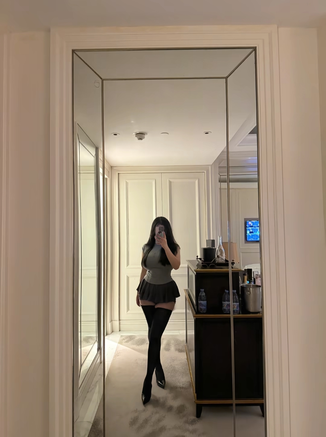 穿这样和你约会你喜欢吗？