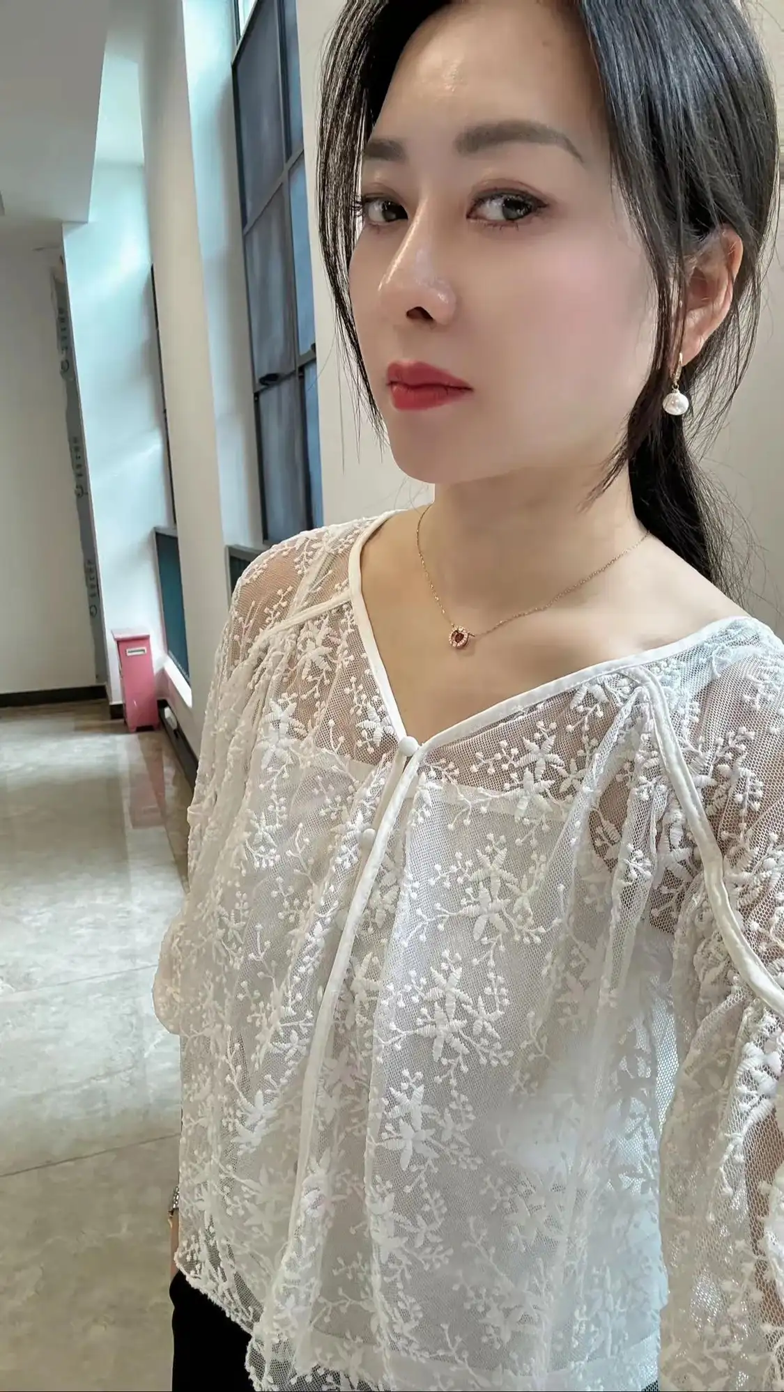 岁数大点怎么了，一样有人疼有人爱！