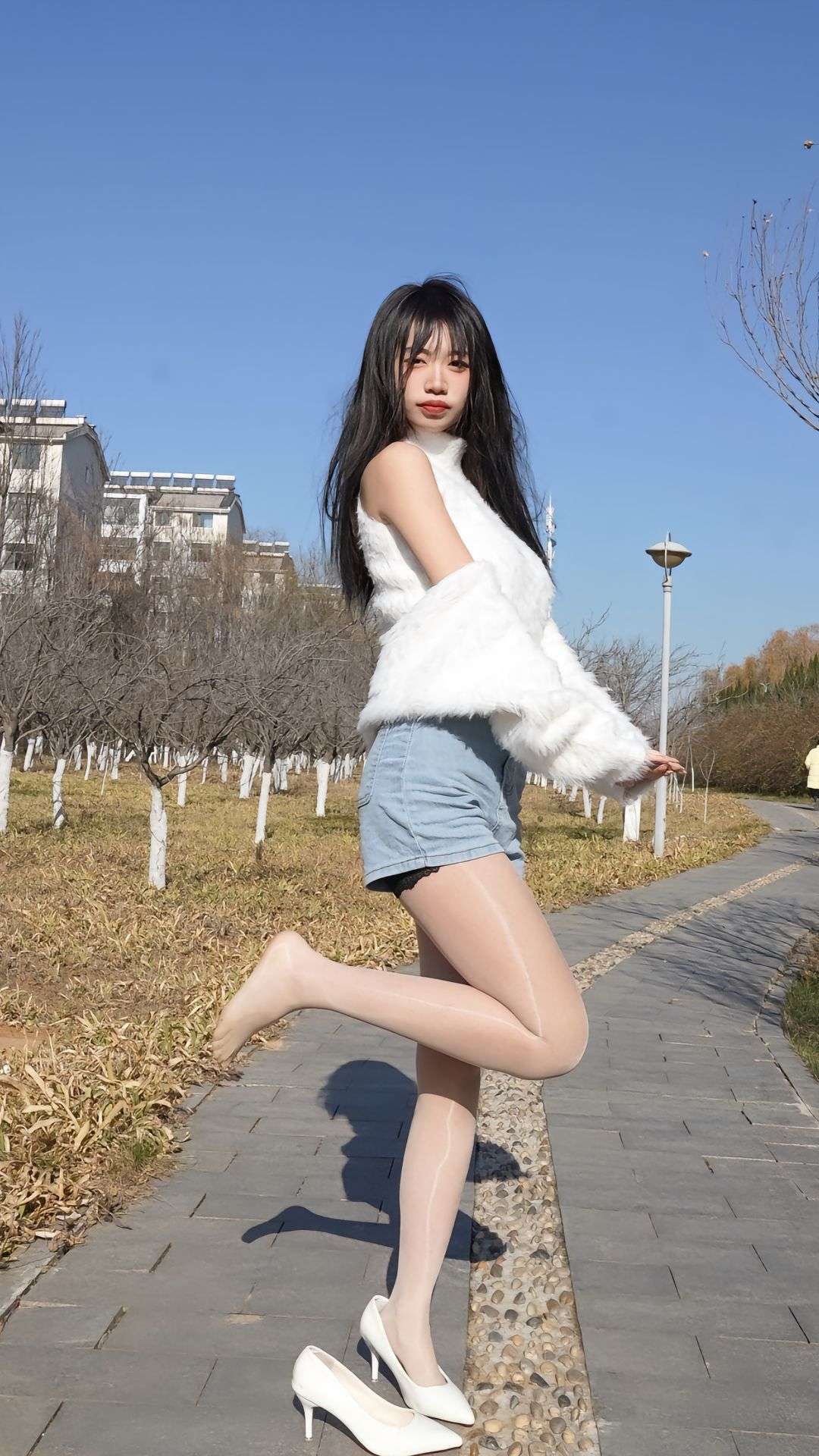 白色代表纯洁，那我是代表什么呢？