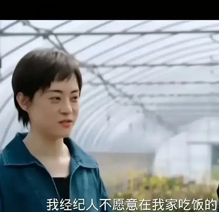 孙俪icon说，她的经纪人是不喜欢在她家吃饭的，因为她觉得我吃的太无趣了。我对饮食是没有任何要求的，一直是水煮icon、清蒸。家里其他人吃什么我不管，但是我吃的就是这些，因为吃什么舒服不舒服，我的身体