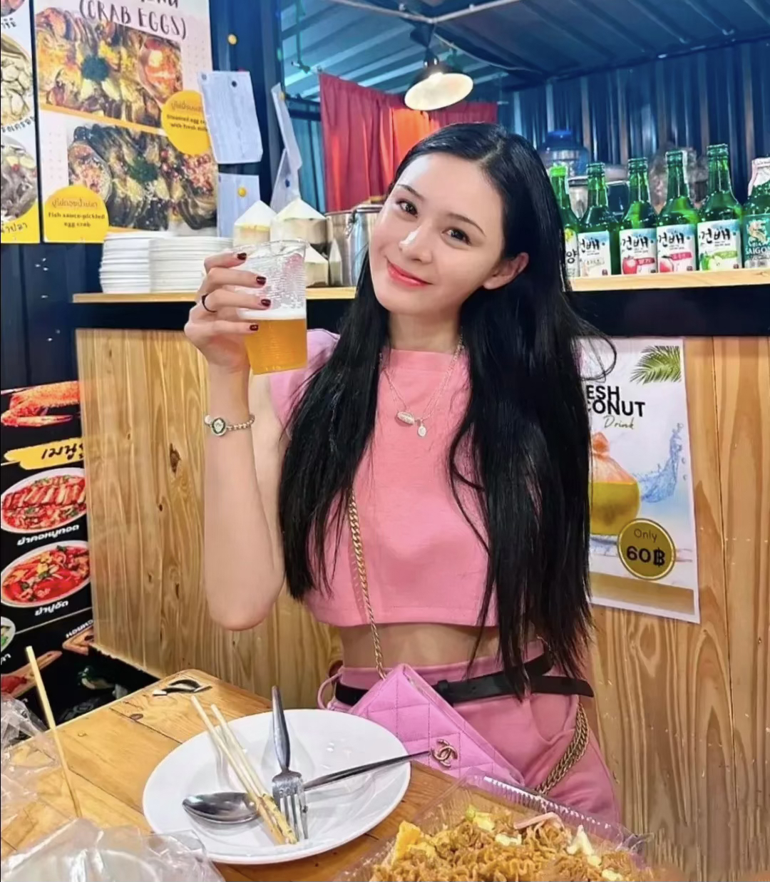 张兰终于出手了！果然姜还是老的辣，8月23号，张颖颖视频被禁止播放了！
最近张颖