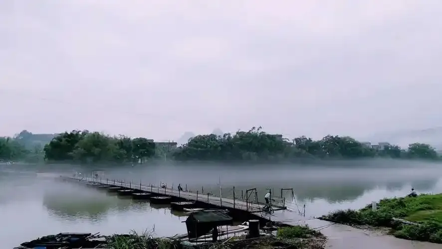 桃花开了！我在恭城等你喝油茶打火锅！