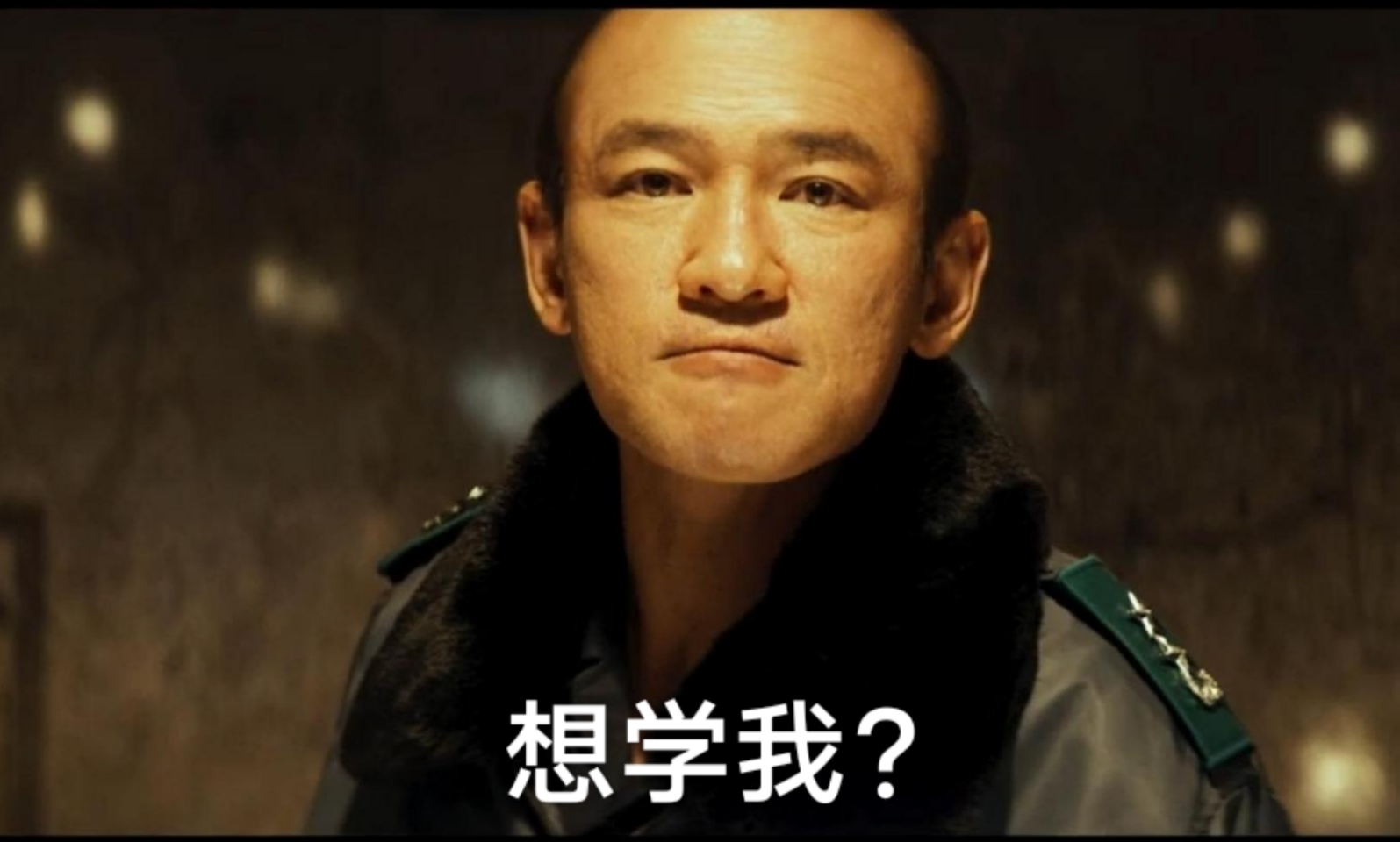 
“青瓦台魔咒”又要显灵了？
韩国政坛一直都很魔幻，当个总统一不小心就是要把牢底坐穿，甚至丢了小命。
尹锡悦弹劾案刚不了了之，正当他庆幸自己终于躲过一劫时，10号国会又给了他蒙头一棒：逮捕总统。
弹劾