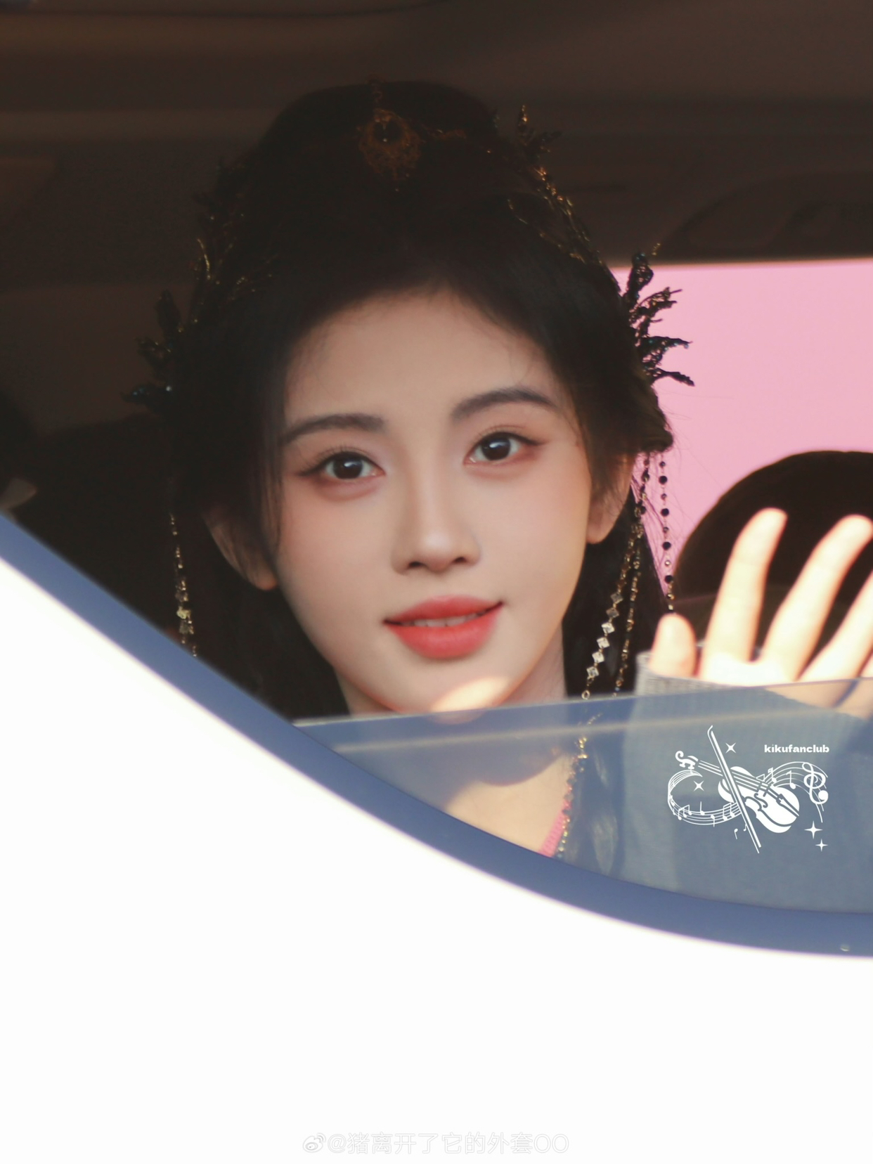 鞠婧祎在新剧里的造型