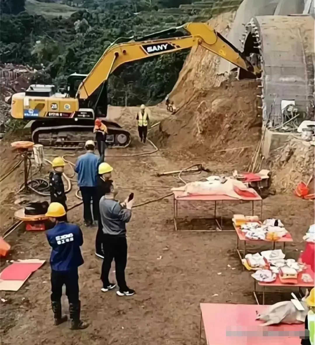 实在没想到，竟然还有人相信这种，太愚昧了吧！当地有关部门不管管吗？太封建迷信了！