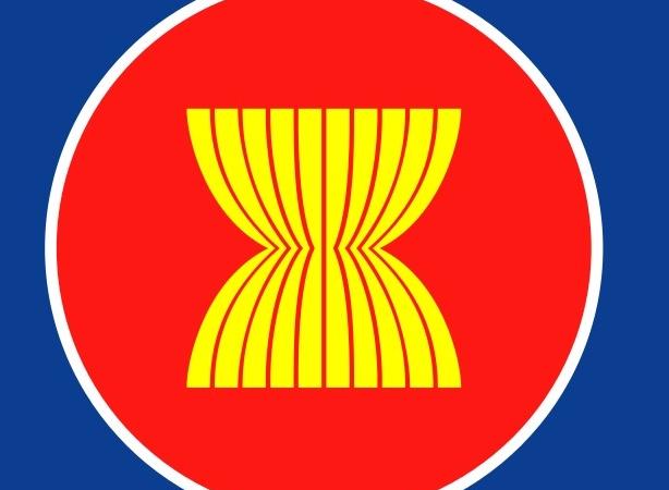 东亚峰会地区性峰会东亚峰会(east asia summit,eas)成员包括13个成员